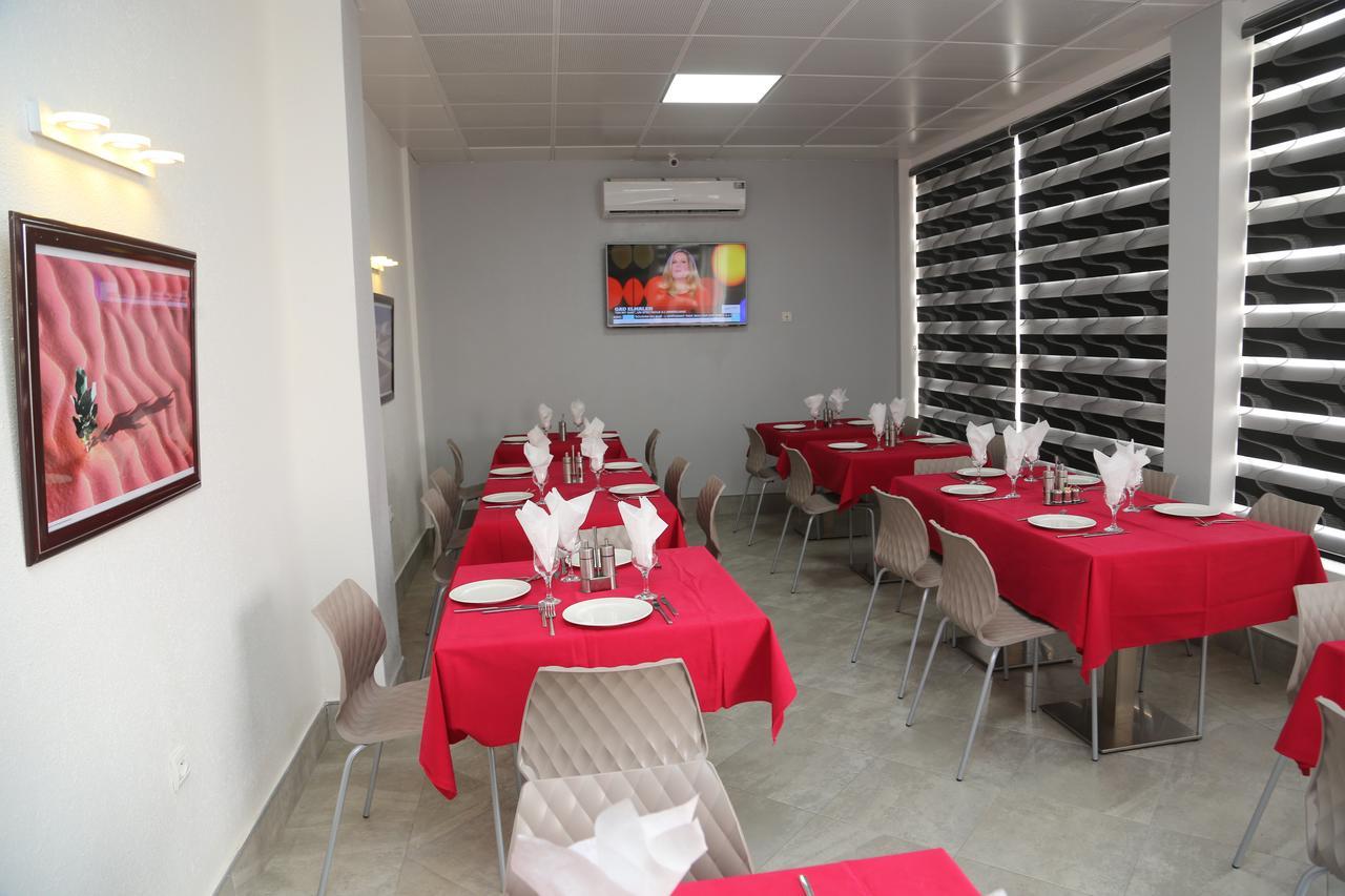 Nouakchott Hotel Exterior foto